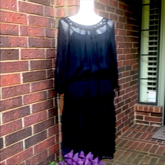 Silk peasant dress with polyester matching slip. - Picture 4 of 11
